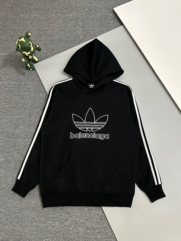 ブランドパーカー正面デザイン